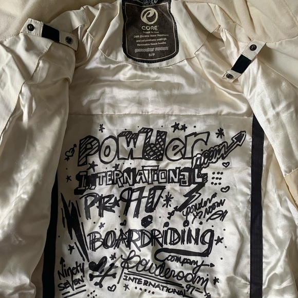 Snowboarding Jacket - Picture 4 of 10